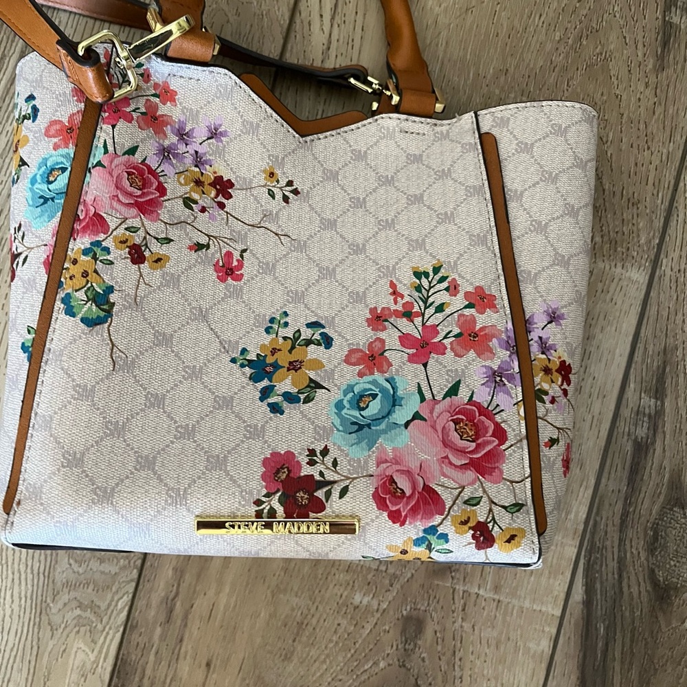 Steve Madden cross body